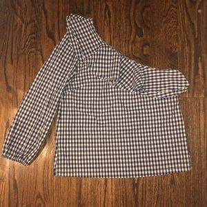 One shoulder ruffle top in gingham